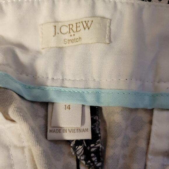 J.Crew Geometric Stretch Shorts Pockets Summer Preppy Side Zip Classic Size 14 - Picture 3 of 7